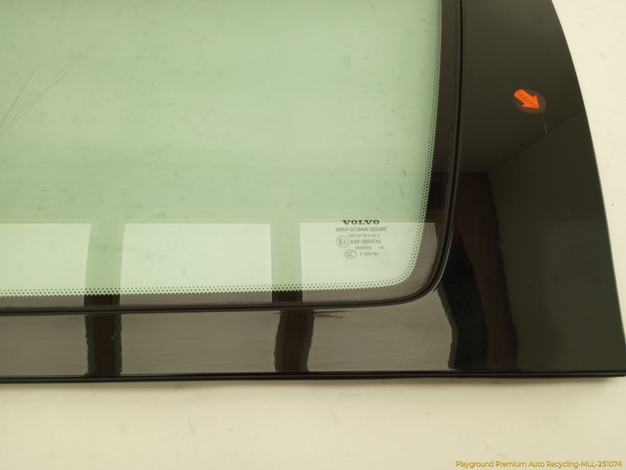 Volvo XC70 Passenger Right Rear Quarter Window Glass