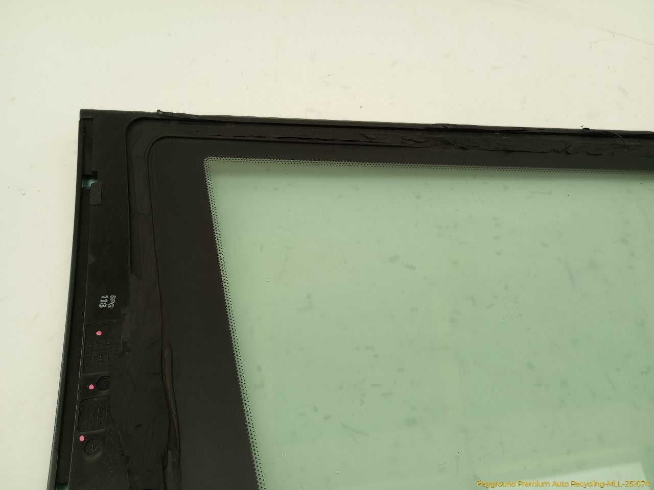 Volvo XC70 Passenger Right Rear Quarter Window Glass