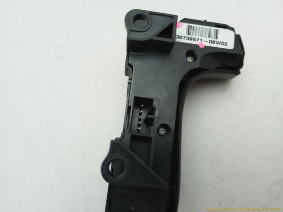 Volvo XC70 Pair Of Steering Wheel Control Switches