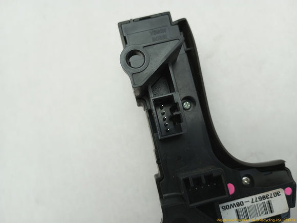 Volvo XC70 Pair Of Steering Wheel Control Switches