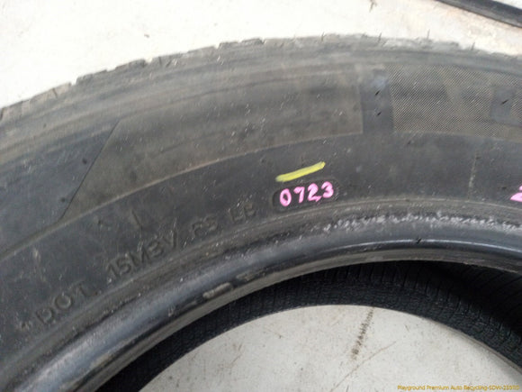 Volvo XC60 Pair Of Laufenn X Fit HT Tires