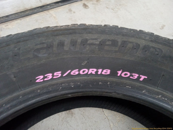 Volvo XC60 Pair Of Laufenn X Fit HT Tires