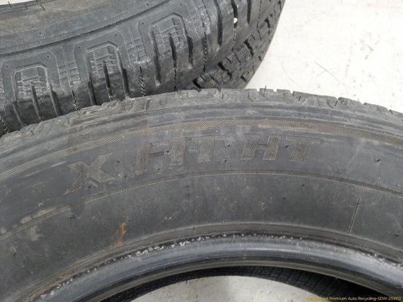 Volvo XC60 Pair Of Laufenn X Fit HT Tires