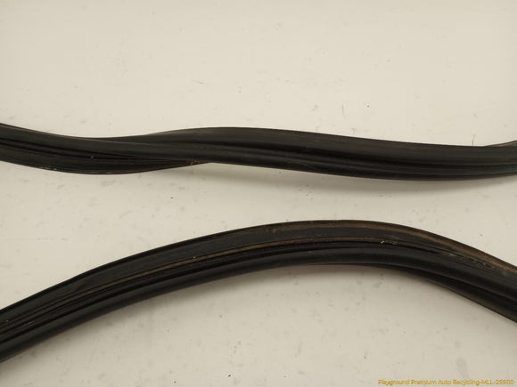 Volvo XC60 Trunk Lid Molding