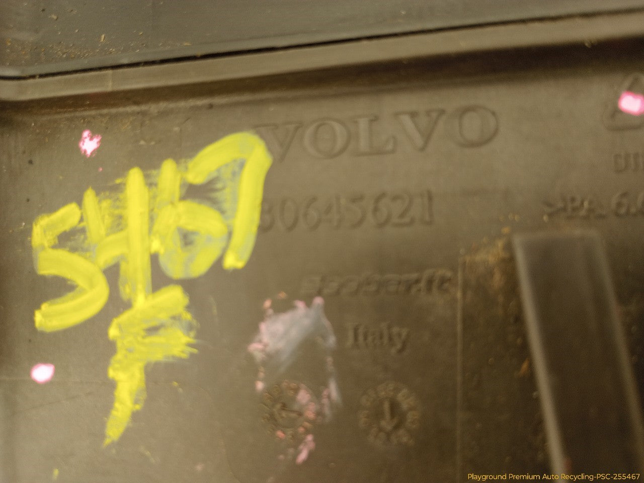 Volvo XC70 Power Steering Reservoir
