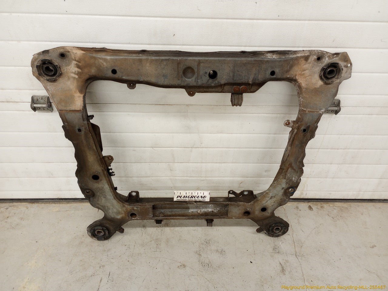 Volvo XC70 Front Subframe Crossmember