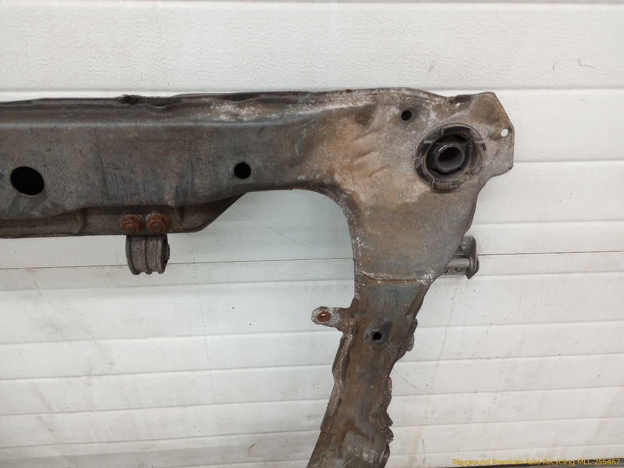 Volvo XC70 Front Subframe Crossmember