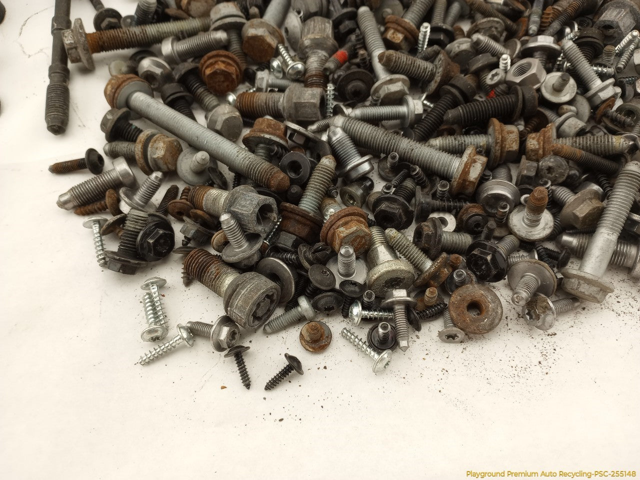 Volkswagen CC Dismantling Hardware Fasteners Bolts & Nuts