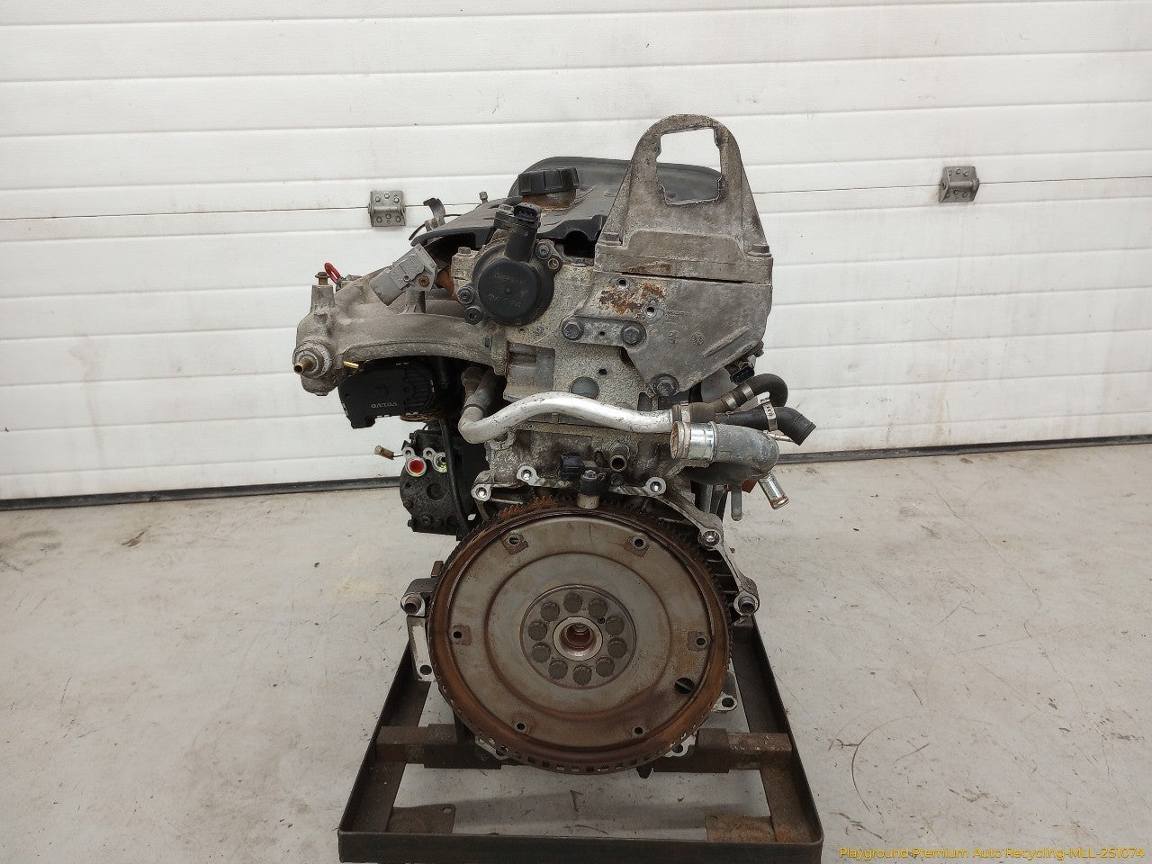 Volvo XC70 Engine Assembly