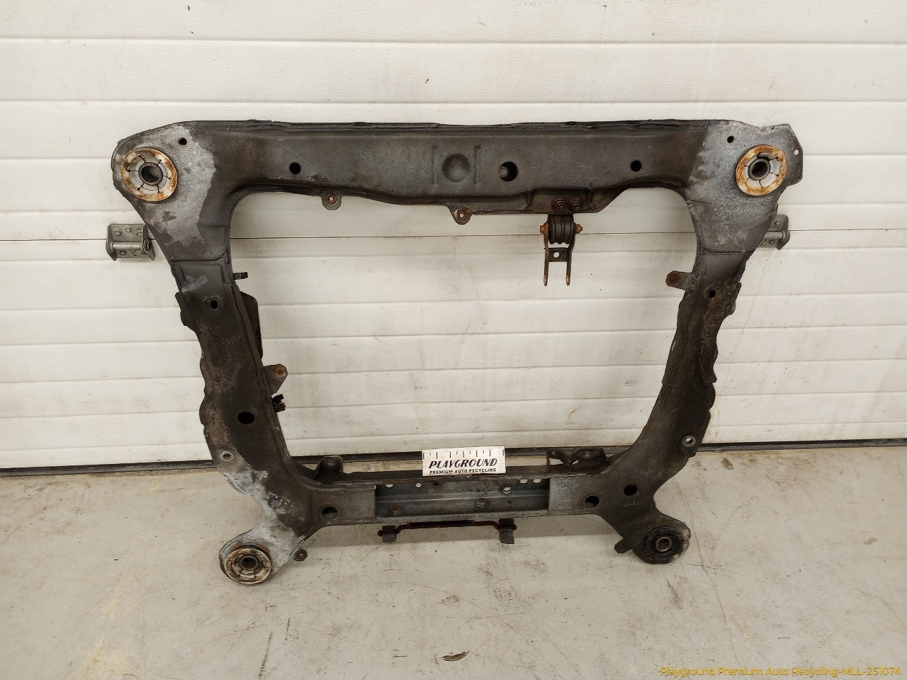 Volvo XC70 Front Subframe Crossmember