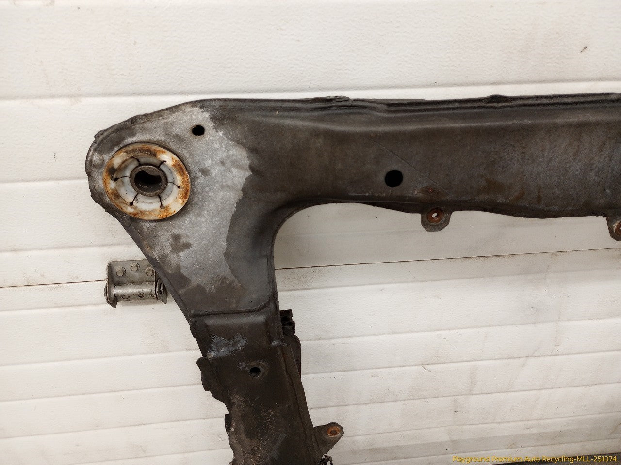Volvo XC70 Front Subframe Crossmember