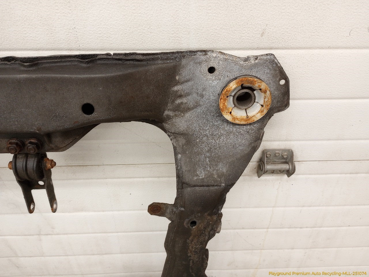 Volvo XC70 Front Subframe Crossmember
