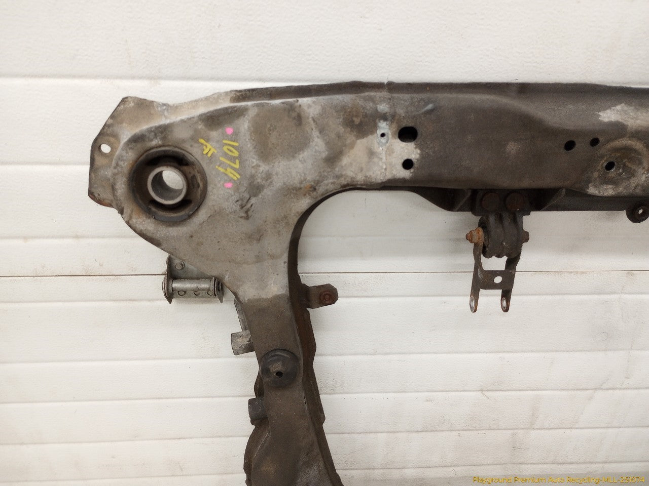 Volvo XC70 Front Subframe Crossmember