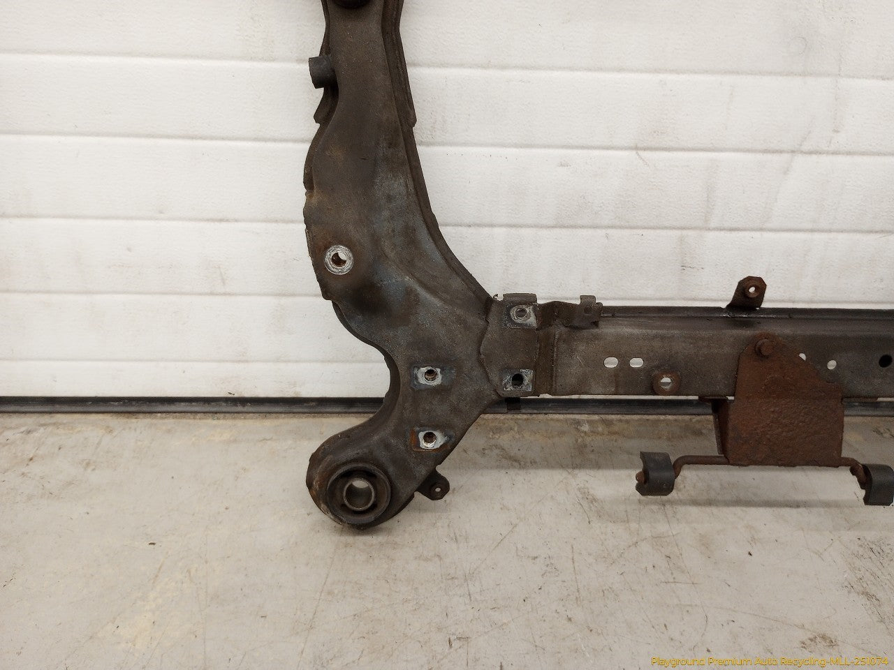 Volvo XC70 Front Subframe Crossmember