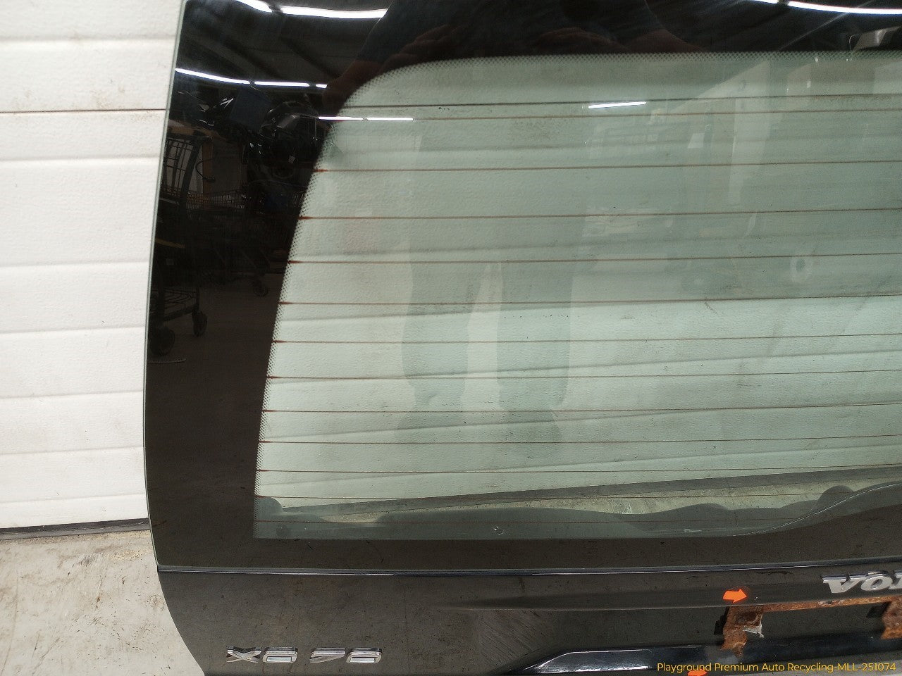 Volvo XC70 Liftgate Lid