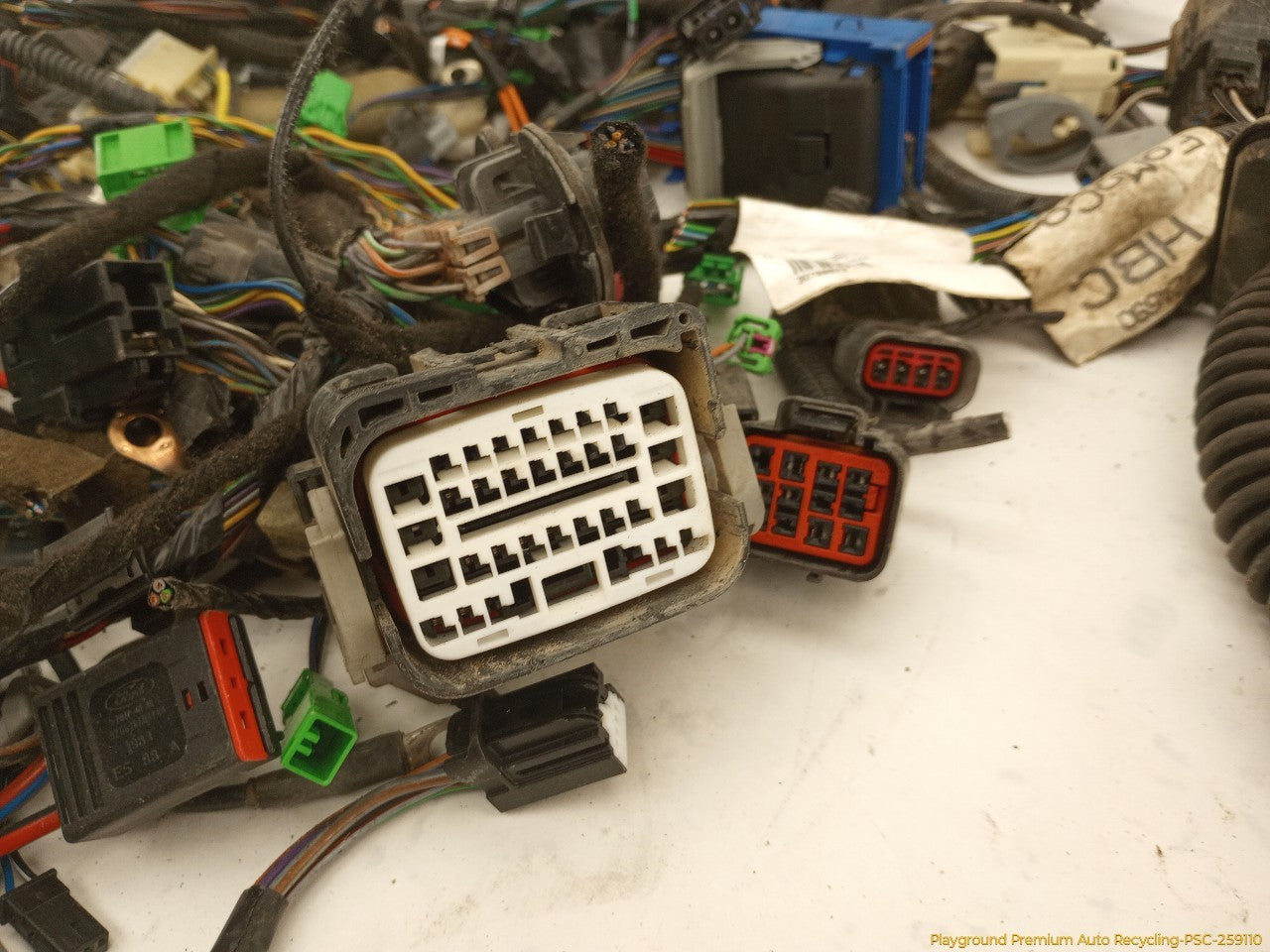 Volvo XC60 Vehicle Wiring Pigtails