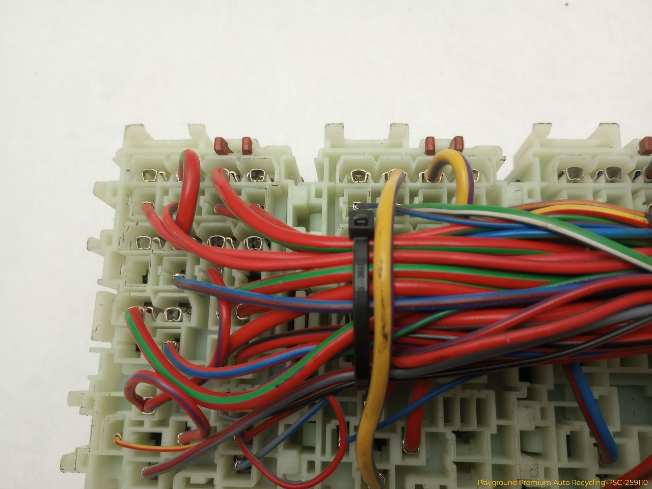 Volvo XC60 Trunk Fuse Box