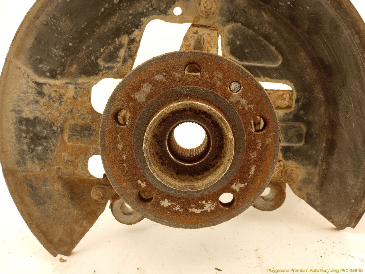 Volvo XC60 Passenger Right Front Spindle Knuckle Hub