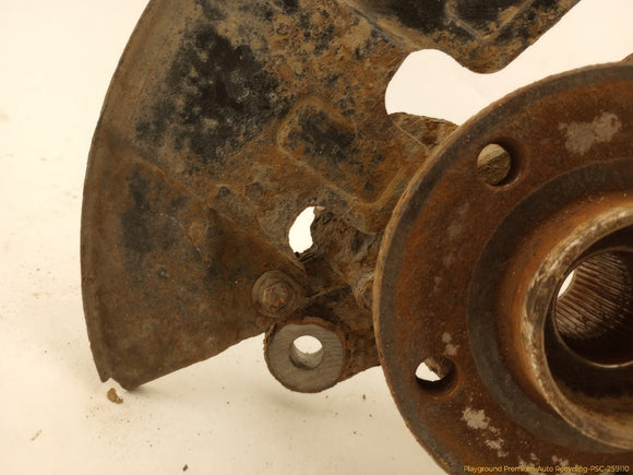 Volvo XC60 Passenger Right Front Spindle Knuckle Hub