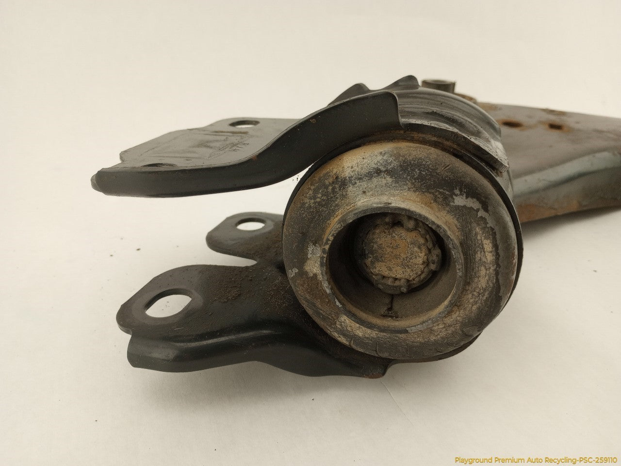 Volvo XC60 Passenger Right Front Lower Control Arm