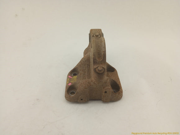 Volvo XC60 Passenger Right Front Axle Drive Shaft Bracket