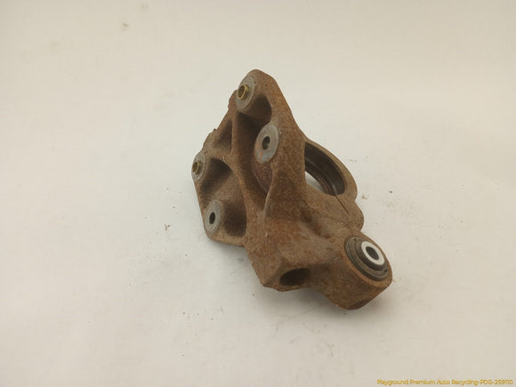 Volvo XC60 Passenger Right Front Axle Drive Shaft Bracket