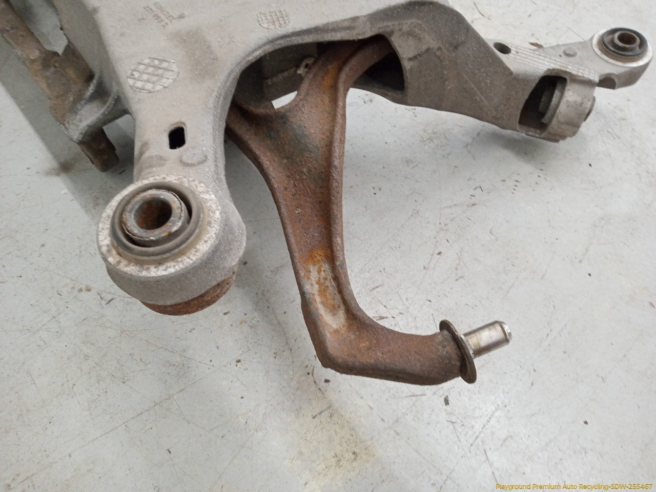 Volvo XC70 Rear Subframe Crossmember