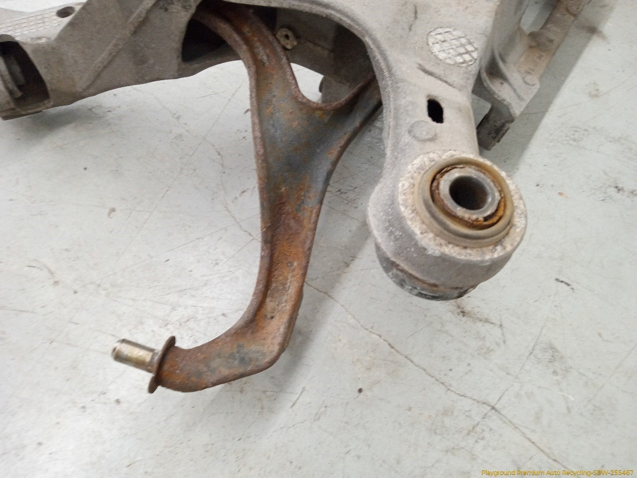 Volvo XC70 Rear Subframe Crossmember