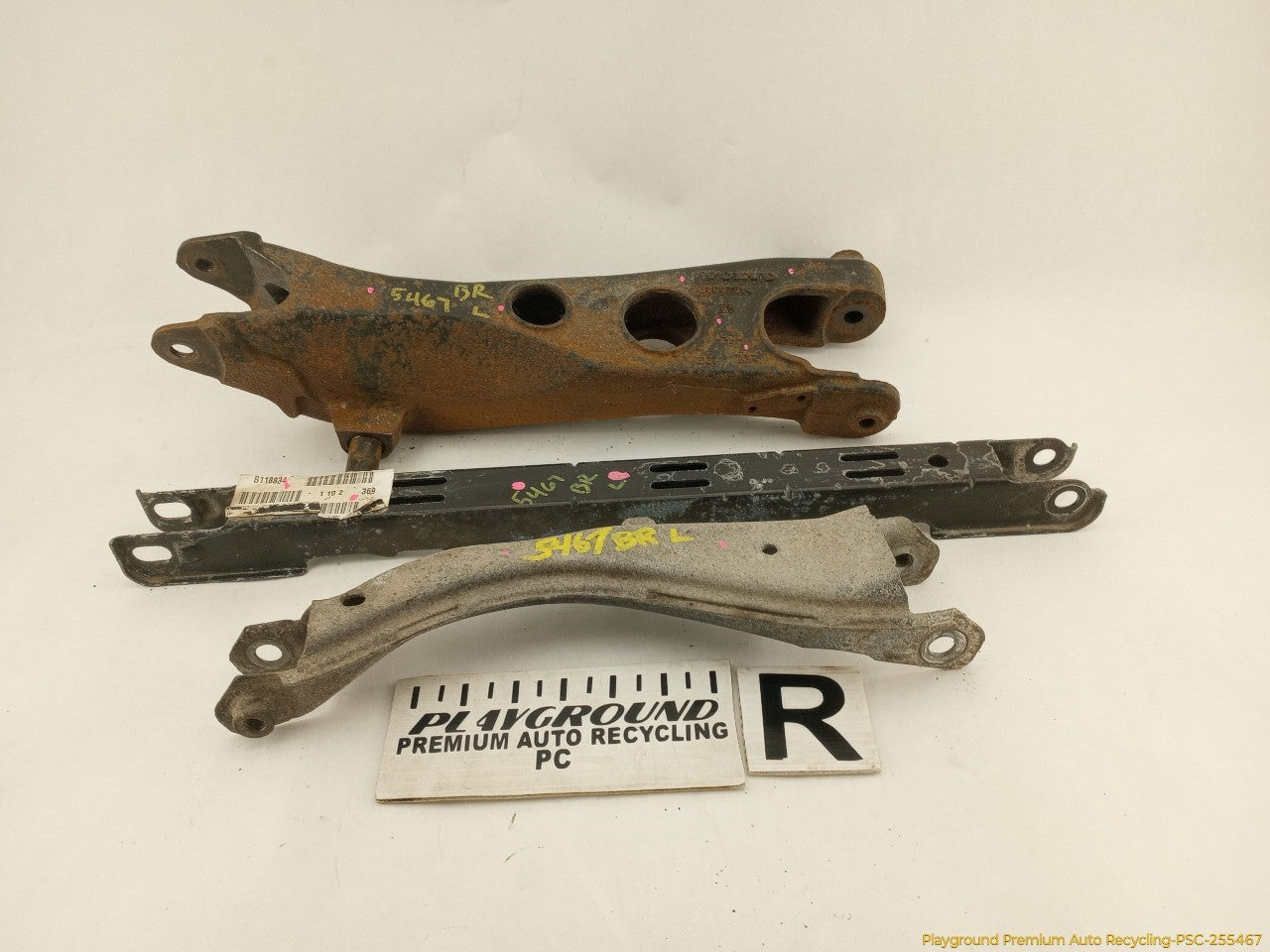 Volvo XC70 Set Of 3 Rear Right Lower Control Arms