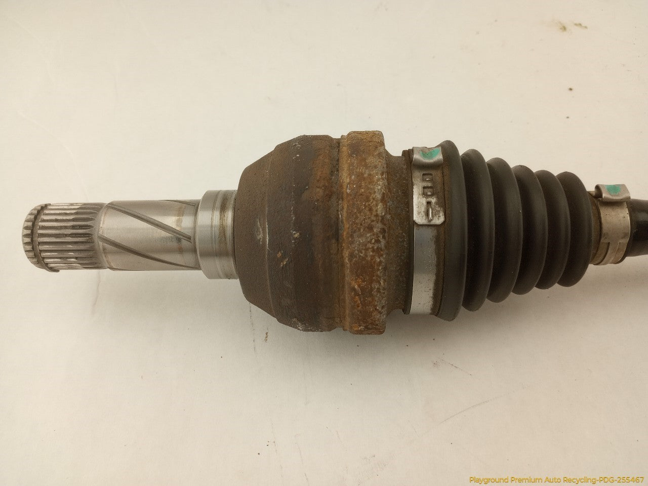 Volvo XC70 Passenger Right Rear Axle Drive Shaft