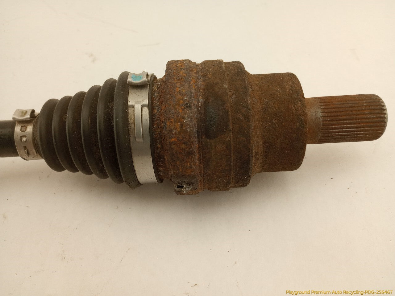 Volvo XC70 Passenger Right Rear Axle Drive Shaft