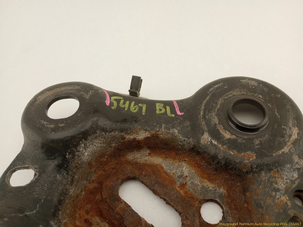 Volvo XC70 Rear Subframe Mounts