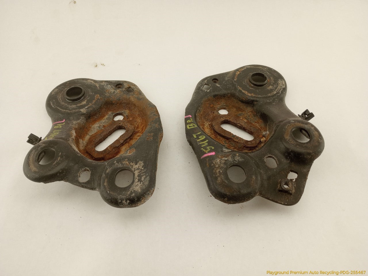 Volvo XC70 Rear Subframe Mounts