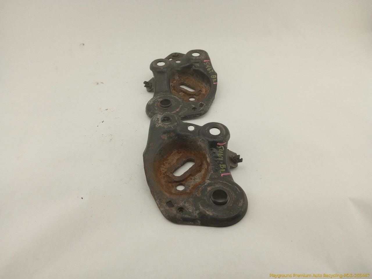 Volvo XC70 Rear Subframe Mounts