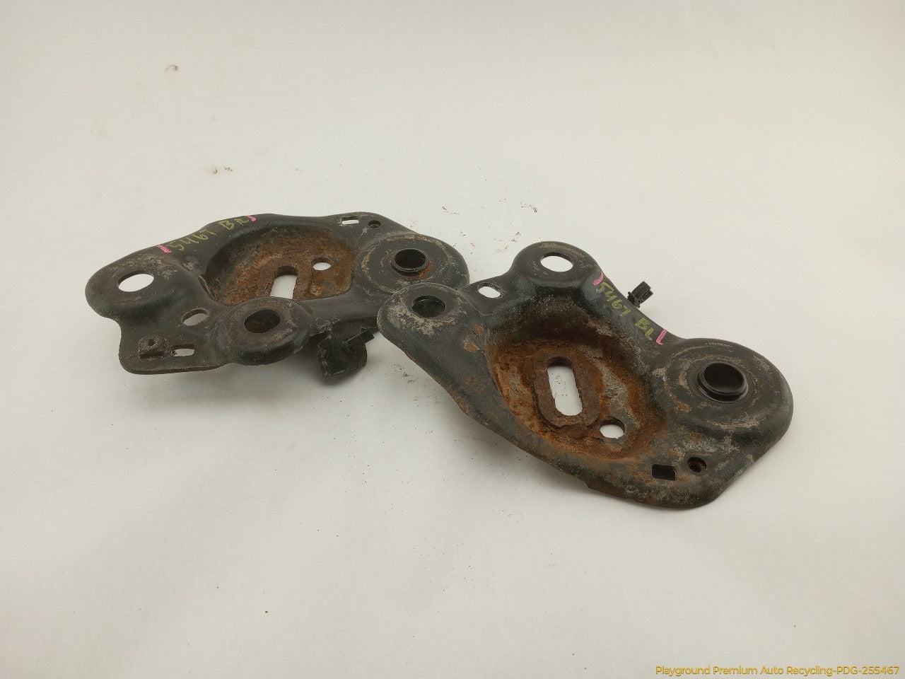 Volvo XC70 Rear Subframe Mounts