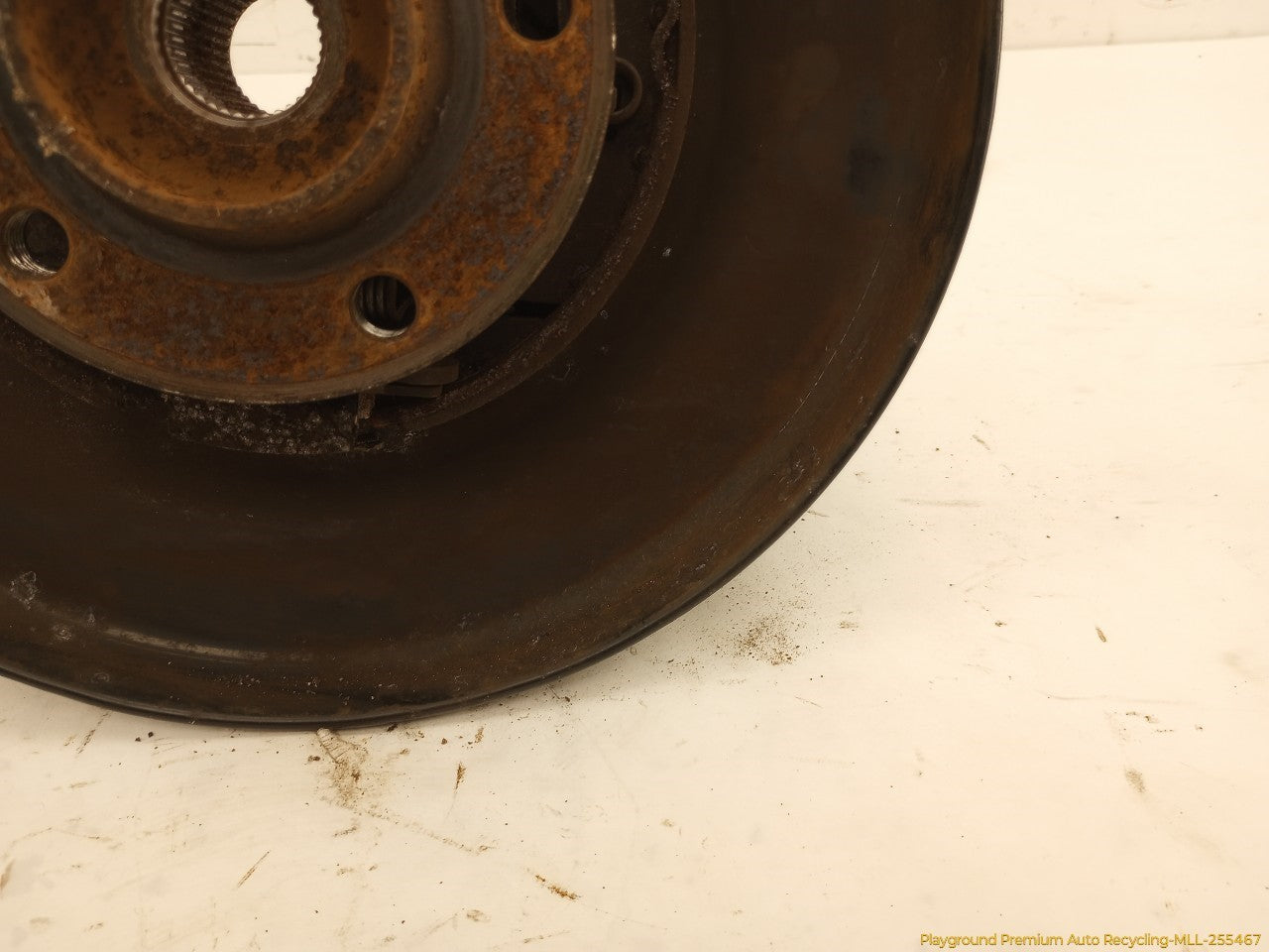 Volvo XC70 Driver Left Rear Spindle Knuckle Hub