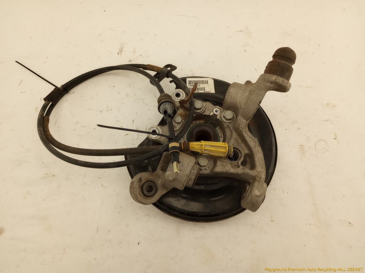 Volvo XC70 Passenger Right Rear Spindle Knuckle Hub - 0