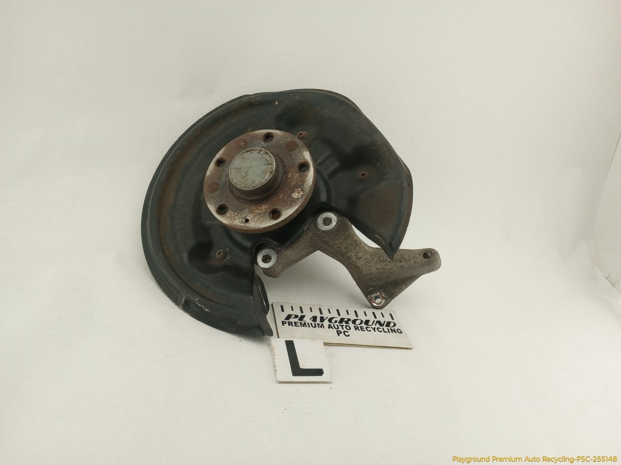 Volkswagen CC Driver Left Rear Spindle Knuckle Hub
