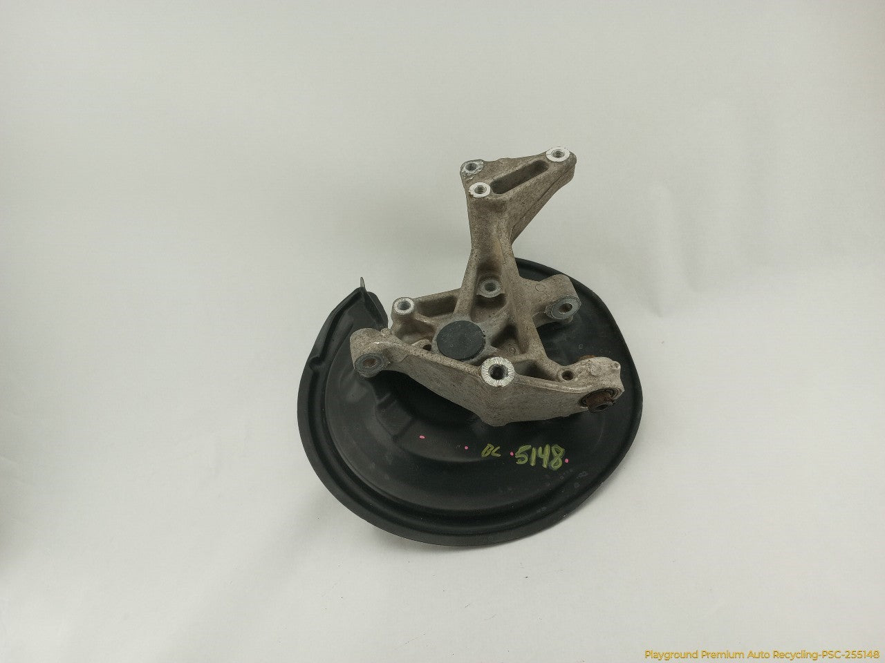 Volkswagen CC Driver Left Rear Spindle Knuckle Hub - 0