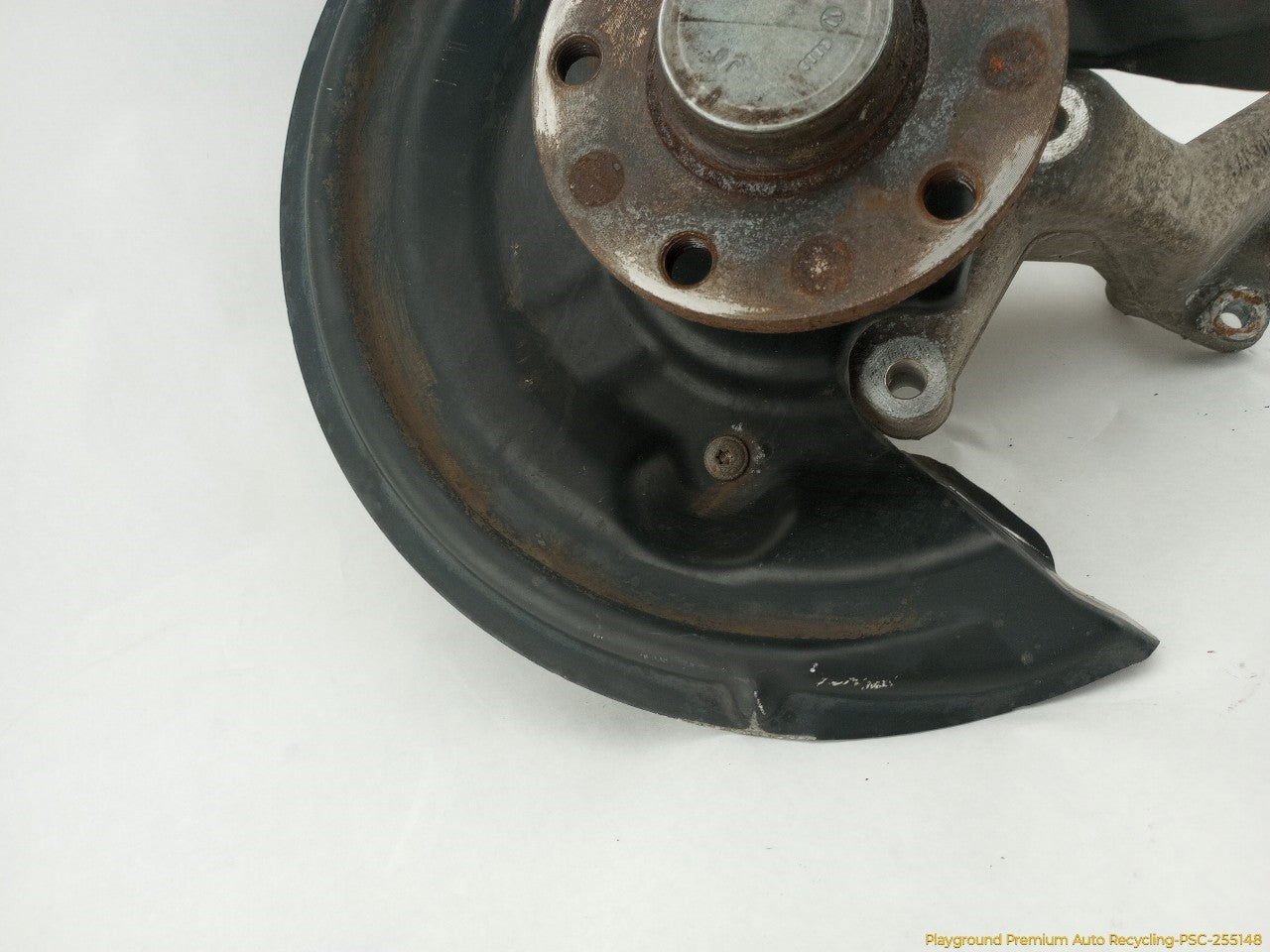 Volkswagen CC Driver Left Rear Spindle Knuckle Hub