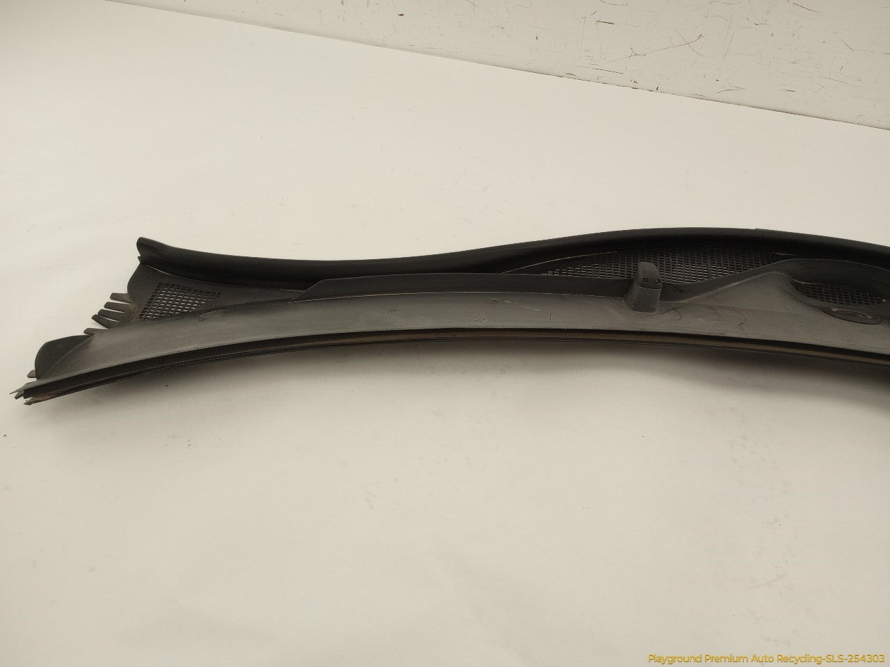Mercedes SLK230 Cowl Vent Panel