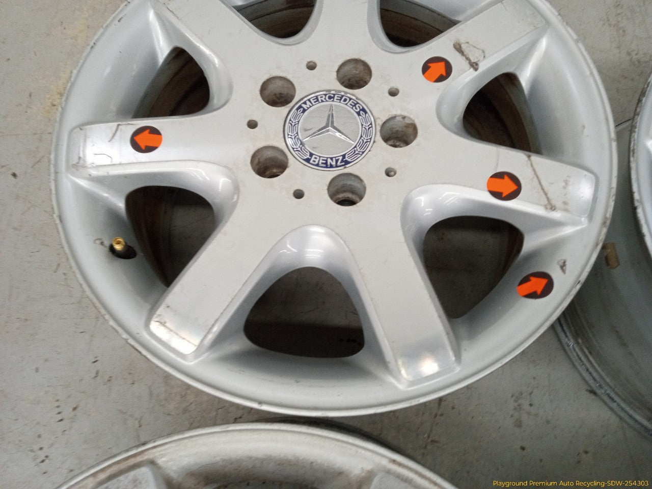 Mercedes SLK230 Set Of 4 Staggered Alloy Wheels 7 Spoke