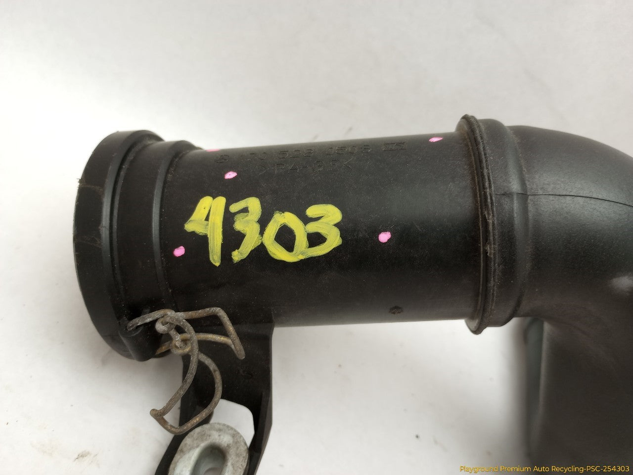 Mercedes SLK230 Air Intake Pipe