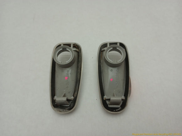 Mercedes SLK230 Pair Of Front Fender Side Marker Reflectors