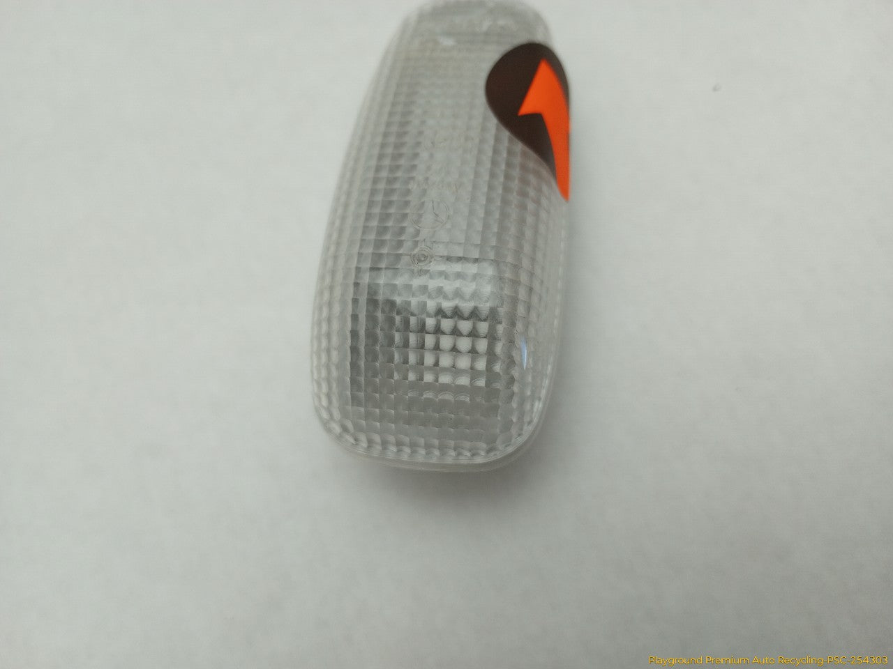 Mercedes SLK230 Pair Of Front Fender Side Marker Reflectors
