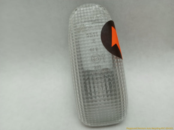 Mercedes SLK230 Pair Of Front Fender Side Marker Reflectors