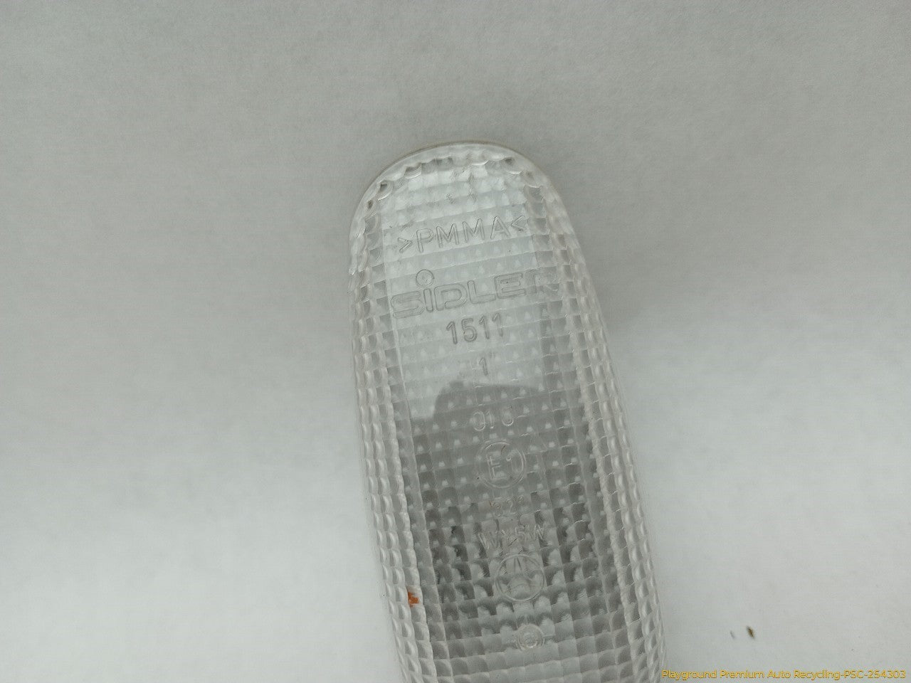 Mercedes SLK230 Pair Of Front Fender Side Marker Reflectors