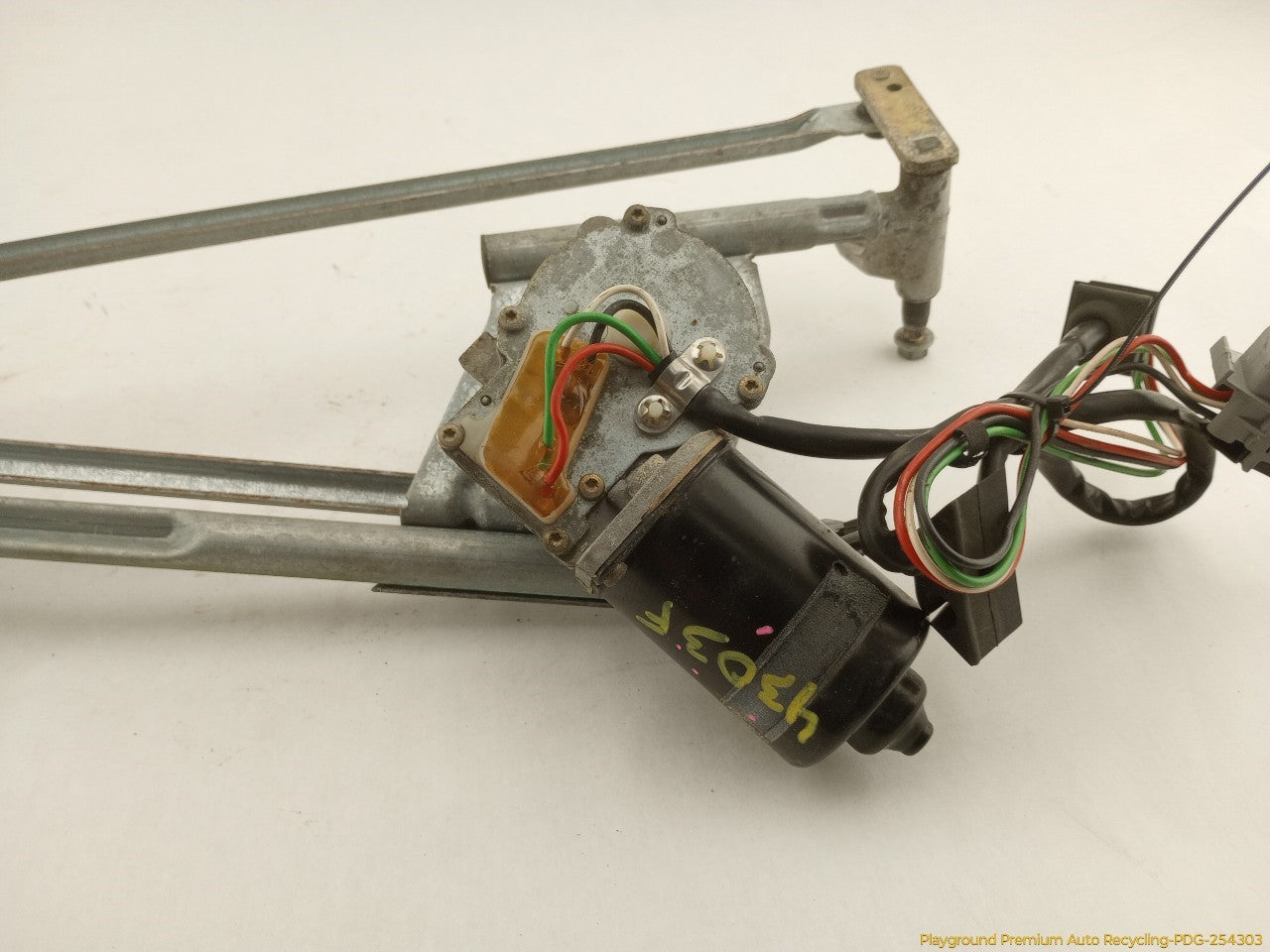 Mercedes SLK230 Windshield Wiper Transmission & Motor