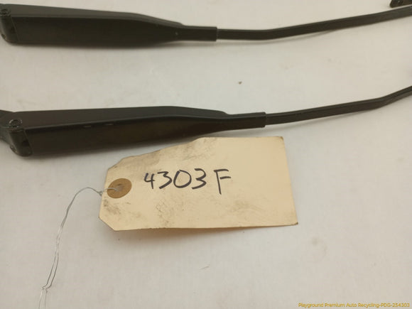 Mercedes SLK230 Pair Of Windshield Wiper Arms