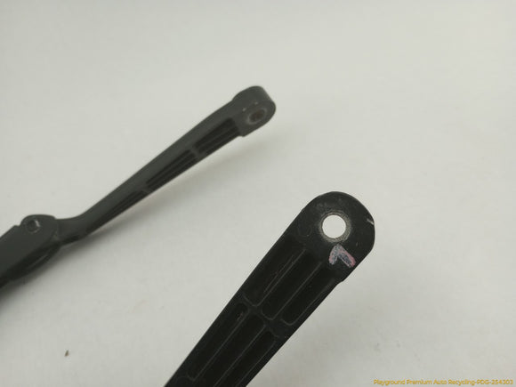 Mercedes SLK230 Pair Of Windshield Wiper Arms
